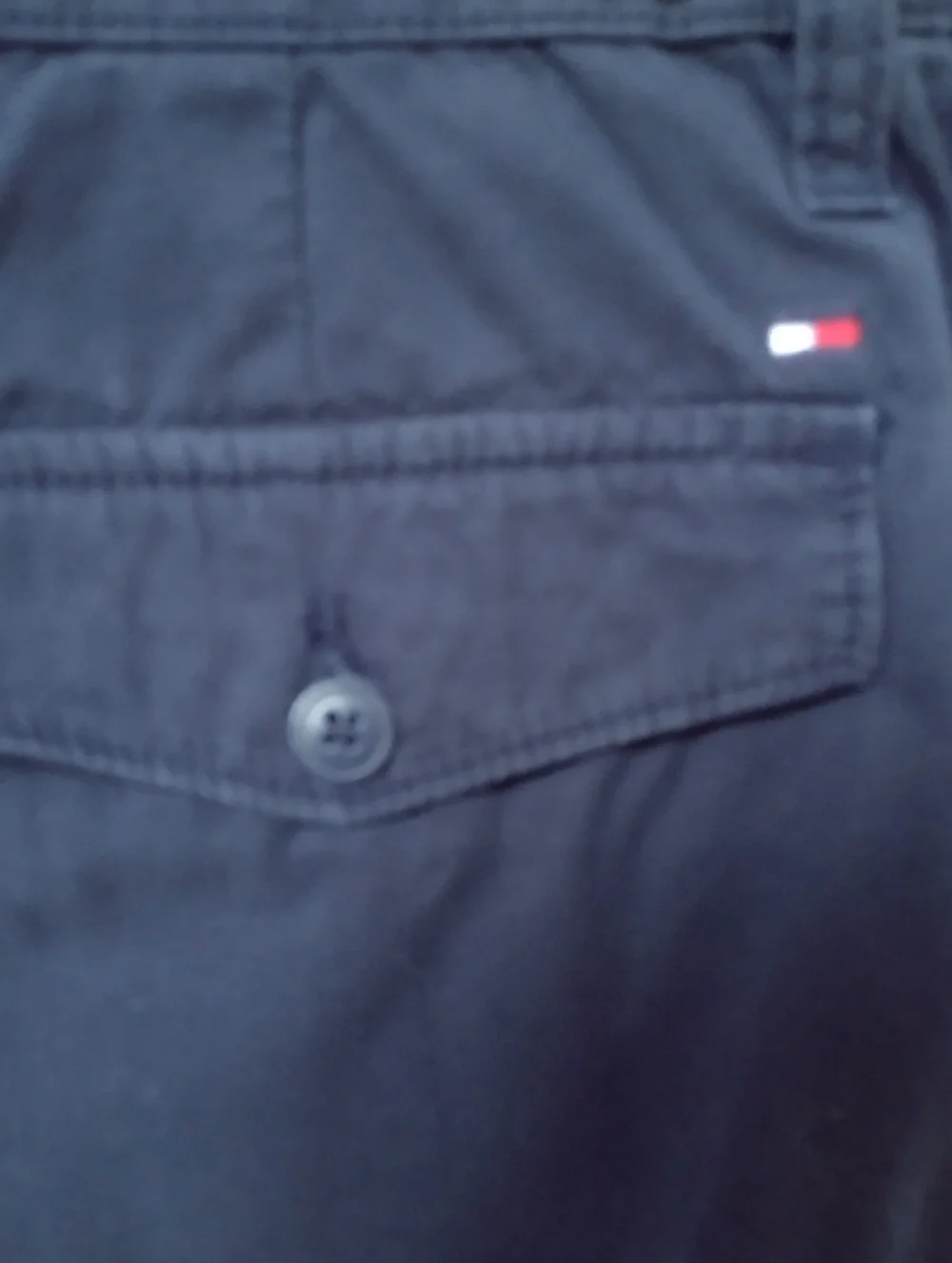 Tommy Hilfiger Classic Fit Cargo Shorts Mens 33 Navy Blue Hiking Camping Outdoor